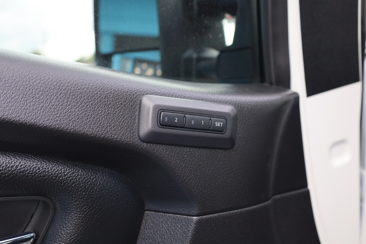 Nissan Titan XD 4x4 Diesel Crew Cab SL 2019