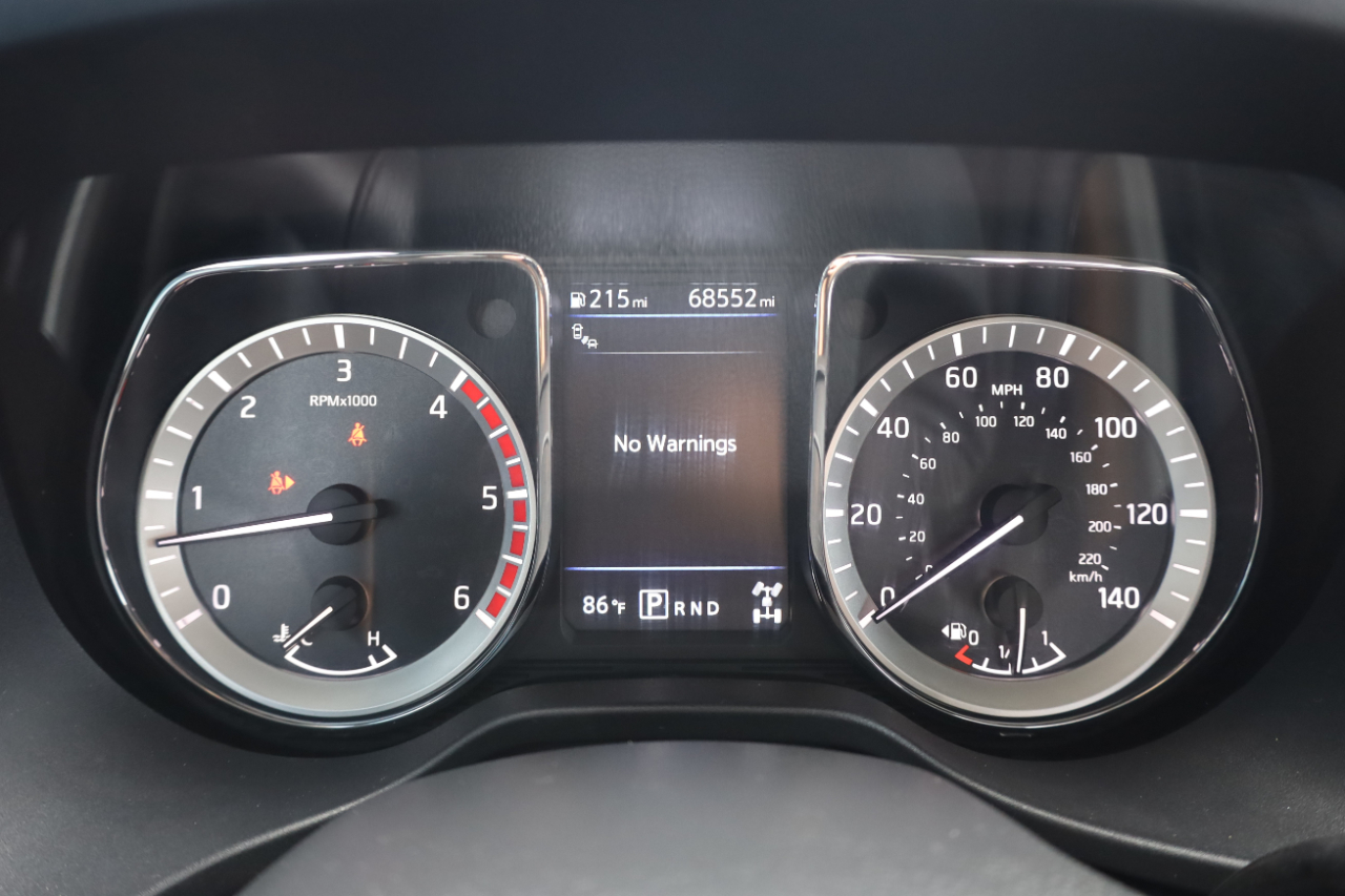 Nissan Titan XD 4x4 Diesel Crew Cab SL 2019