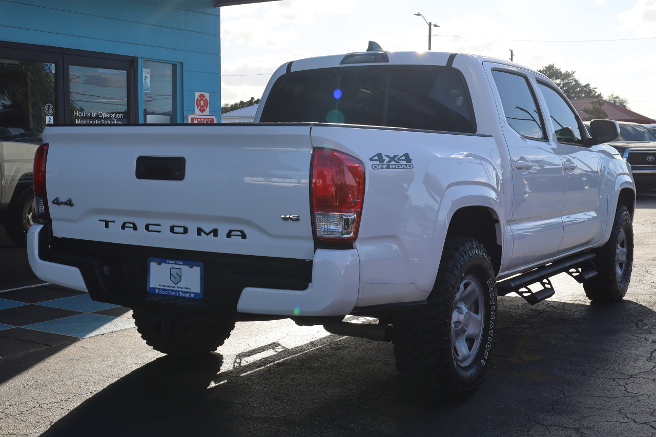 Toyota Tacoma 4WD SR Double Cab 5' Bed V6 AT (Natl) 2022