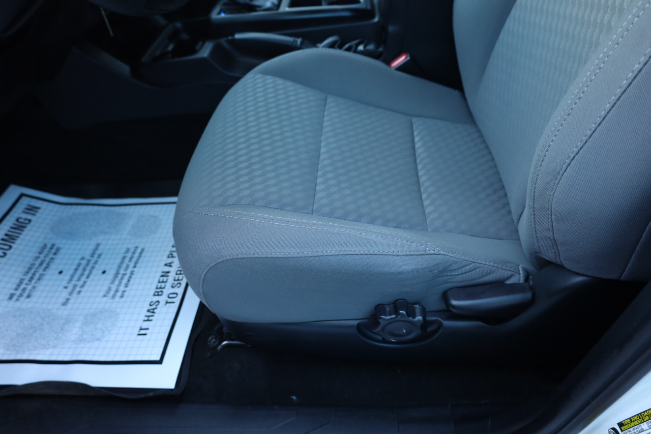 Toyota Tacoma 4WD SR Double Cab 5' Bed V6 AT (Natl) 2022