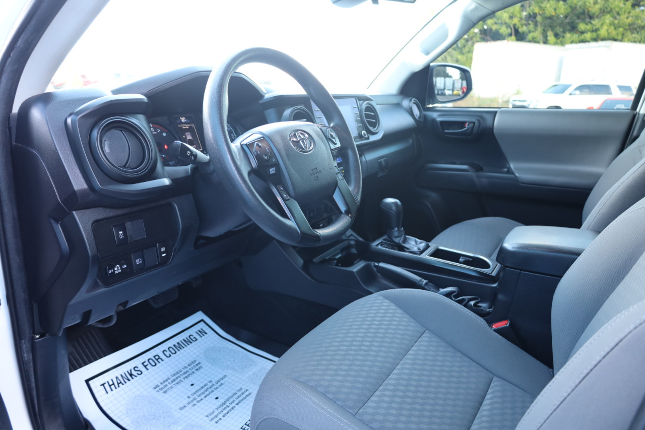 Toyota Tacoma 4WD SR Double Cab 5' Bed V6 AT (Natl) 2022