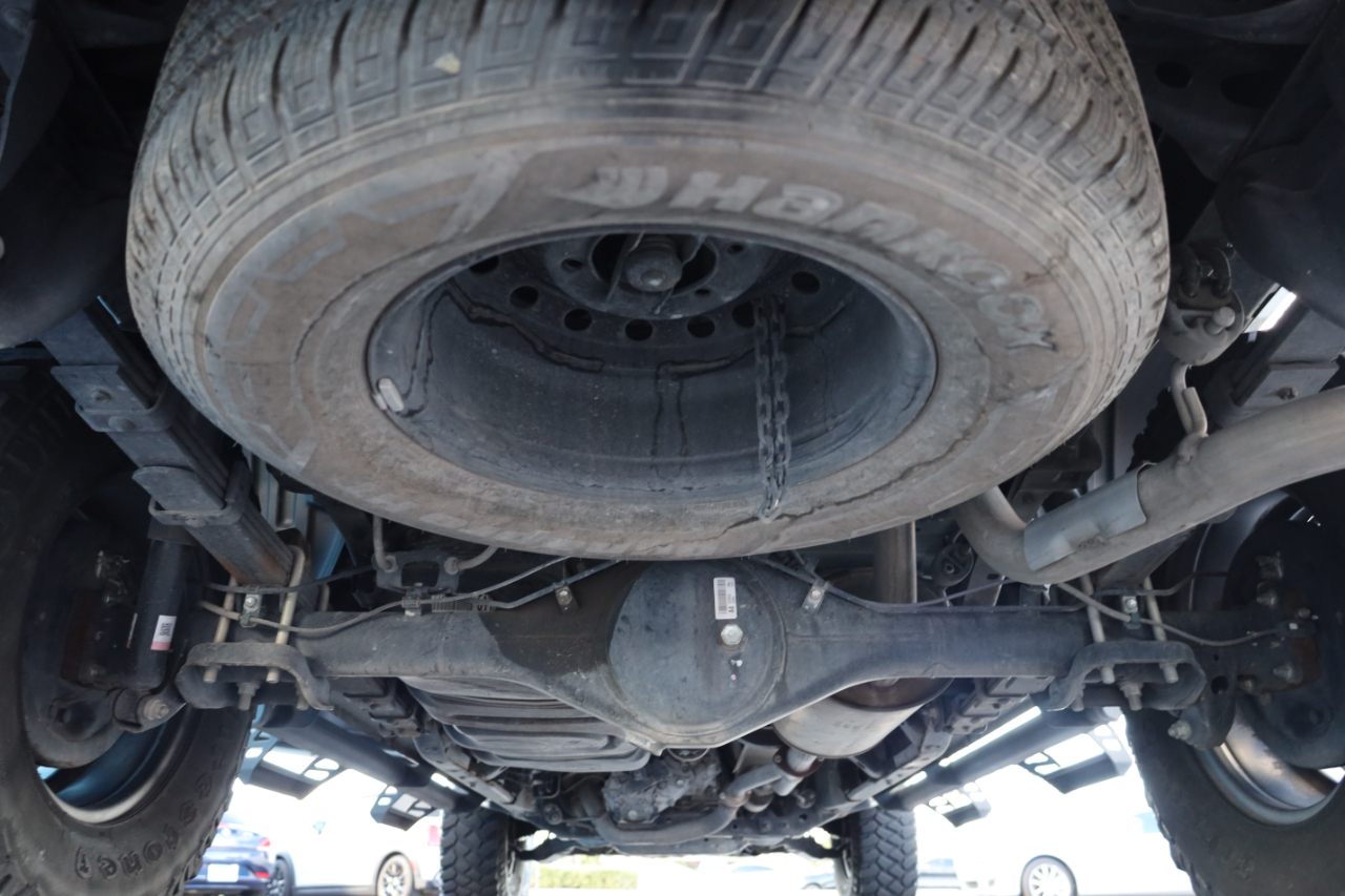 Toyota Tacoma 4WD SR Double Cab 5' Bed V6 AT (Natl) 2022