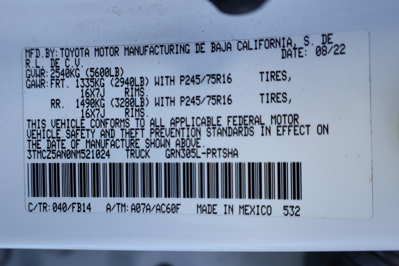 Toyota Tacoma 4WD SR Double Cab 5' Bed V6 AT (Natl) 2022