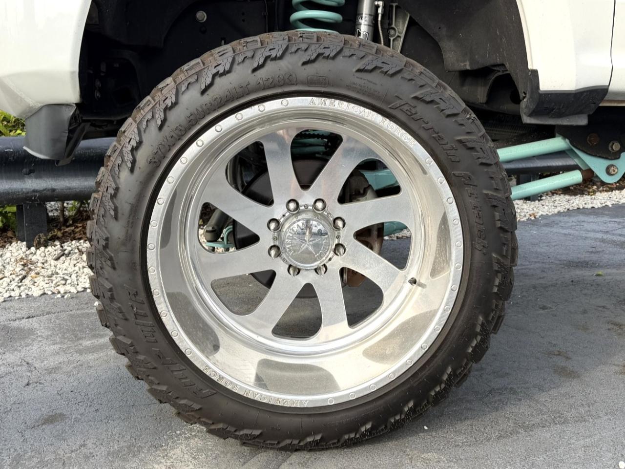 Ford Super Duty F-250 SRW Lariat 4WD Crew Cab 6.75' Box 2022