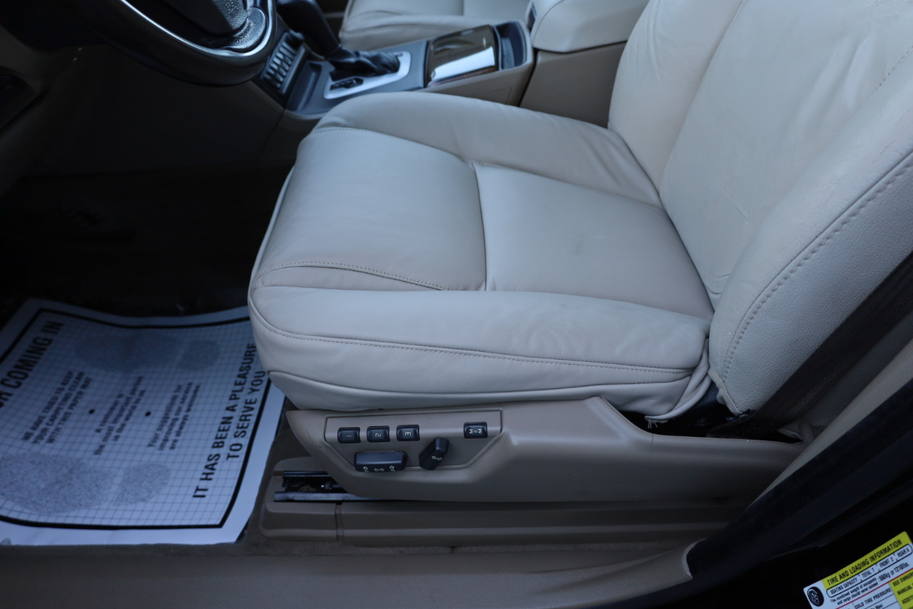 Volvo XC90 FWD 4dr I6 2010