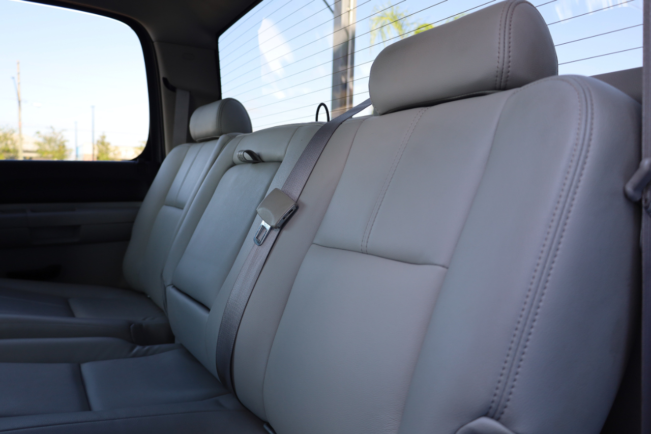 Chevrolet Silverado 2500HD 2WD Crew Cab 153" LT w/2LT 2008