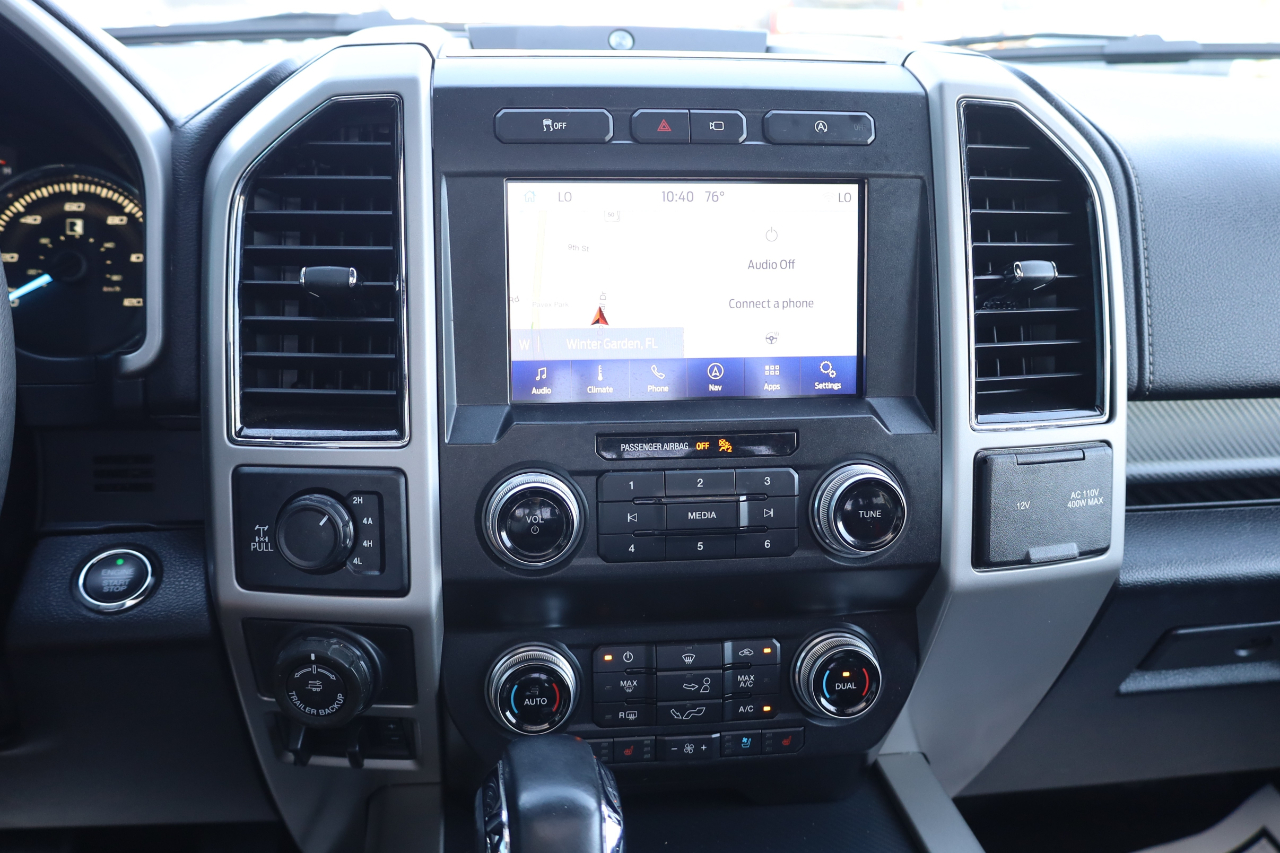 Ford F-150 Lariat 4WD SuperCrew 5.5' Box 2020 Ford F-150 Lariat 4WD SuperCrew 5.5' Box 2020