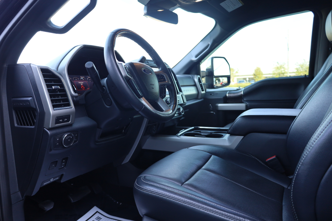 Ford Super Duty F-250 SRW Lariat 4WD Crew Cab 6.75' Box 2022