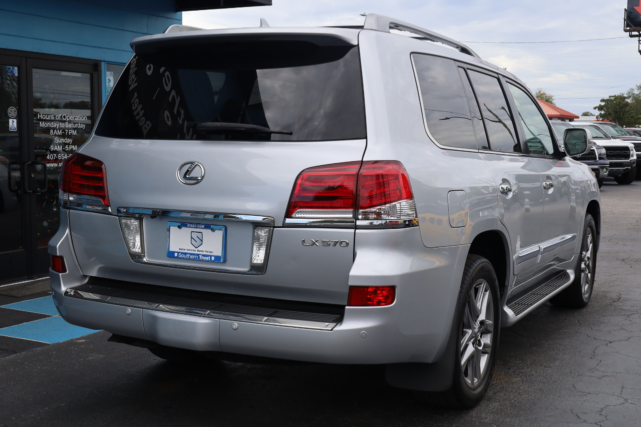 Lexus LX 570 4WD 4dr 2013