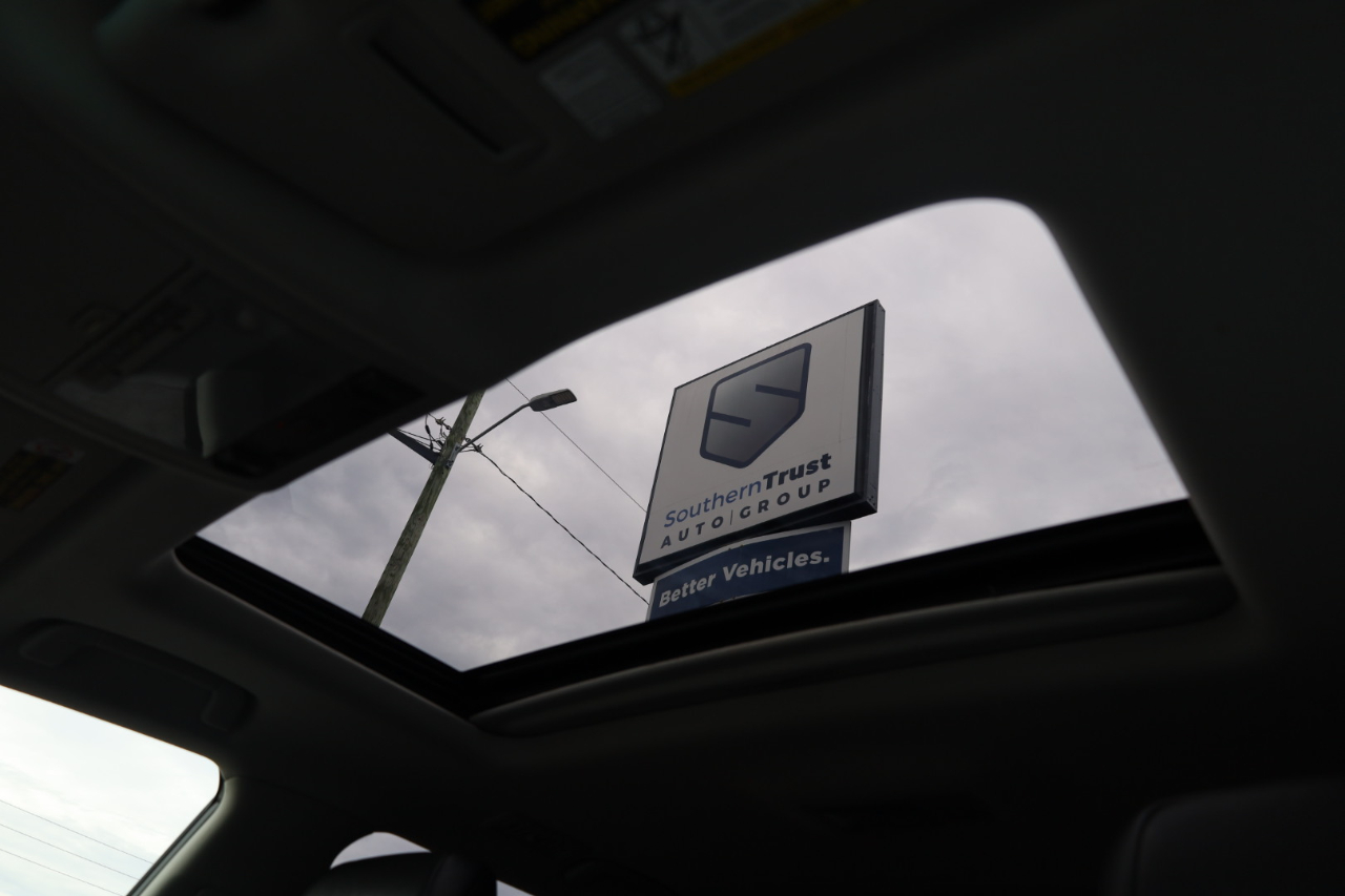 Lexus LX 570 4WD 4dr 2013