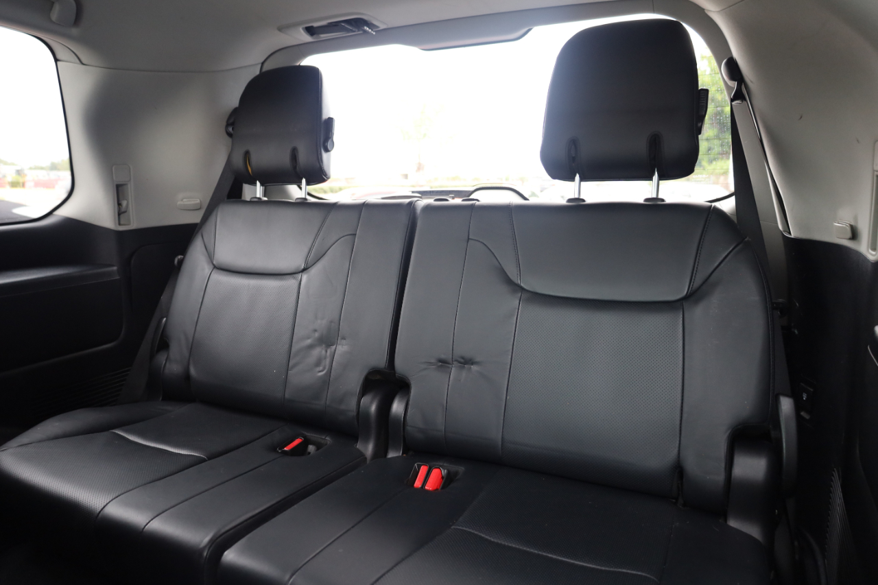 Lexus LX 570 4WD 4dr 2013