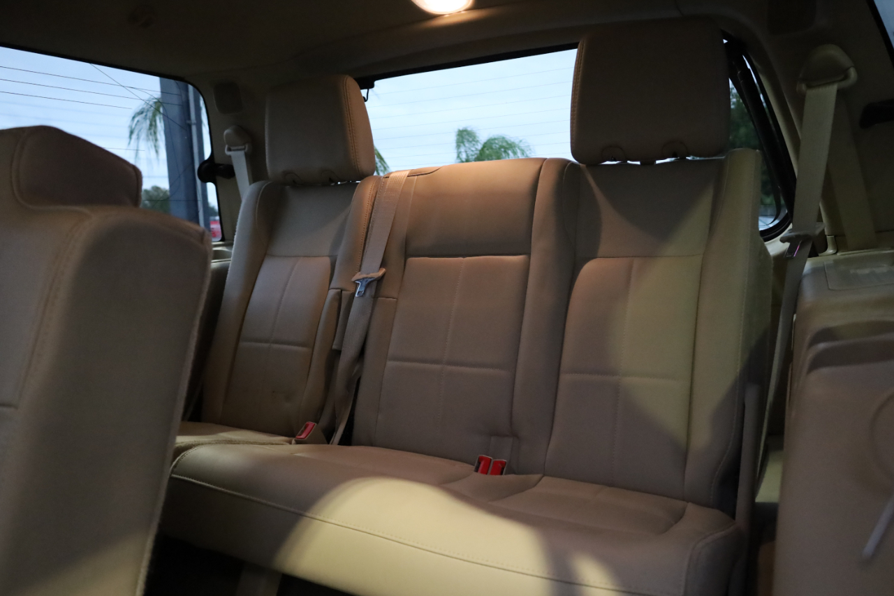 Lincoln Navigator 4WD 4dr 2008