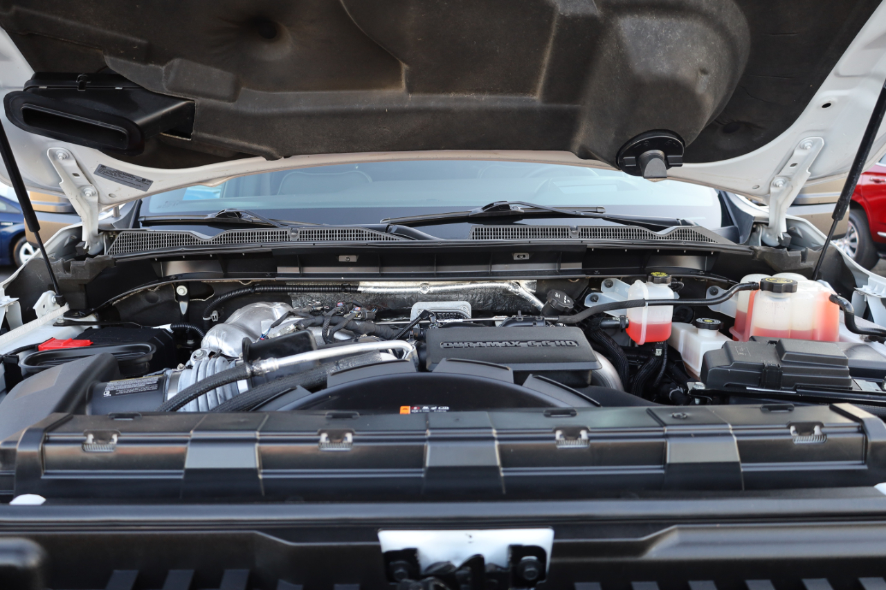 GMC Sierra 3500HD 4WD Crew Cab 172" Denali 2024