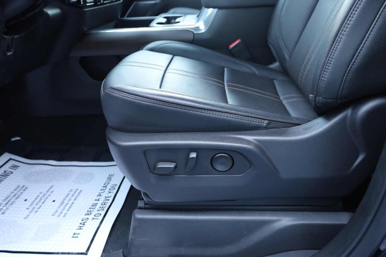 Chevrolet Silverado 3500HD 4WD Crew Cab 172" High Country 2024