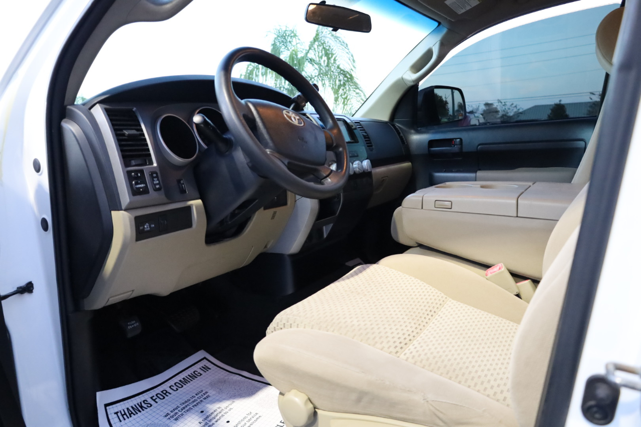 Toyota Tundra 2WD Truck Double Cab 4.6L V8 6-Spd AT (Natl) 2012