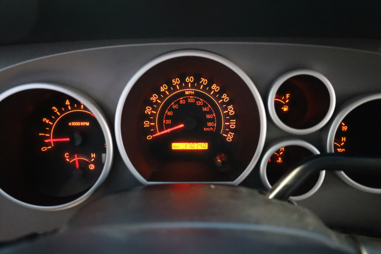 Toyota Tundra 2WD Truck Double Cab 4.6L V8 6-Spd AT (Natl) 2012