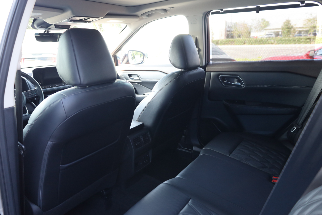 Nissan Rogue FWD Platinum 2022