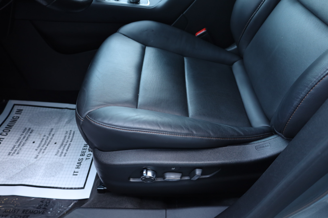 Cadillac XT4 AWD 4dr Sport 2023