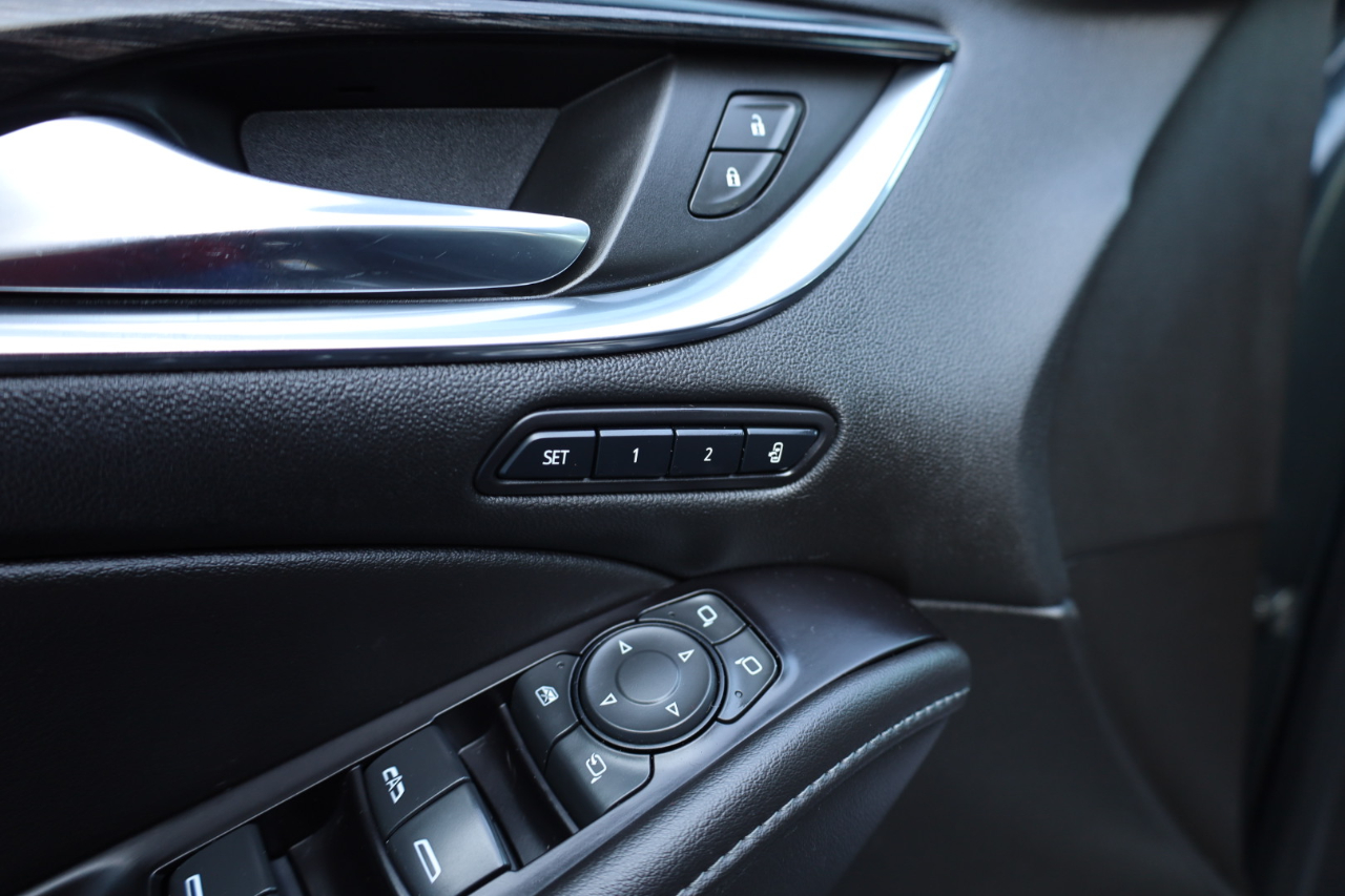 Buick Enclave FWD 4dr Avenir 2020