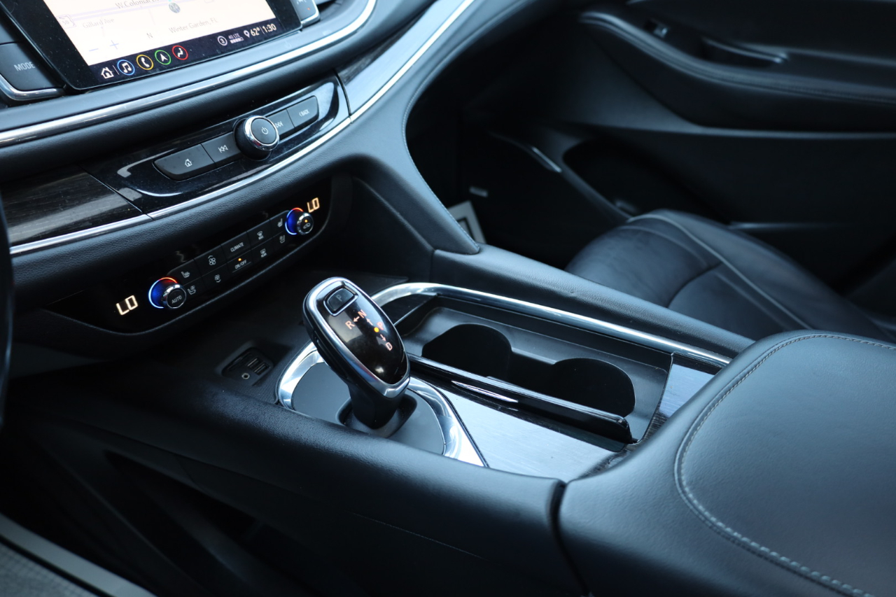 Buick Enclave FWD 4dr Avenir 2020