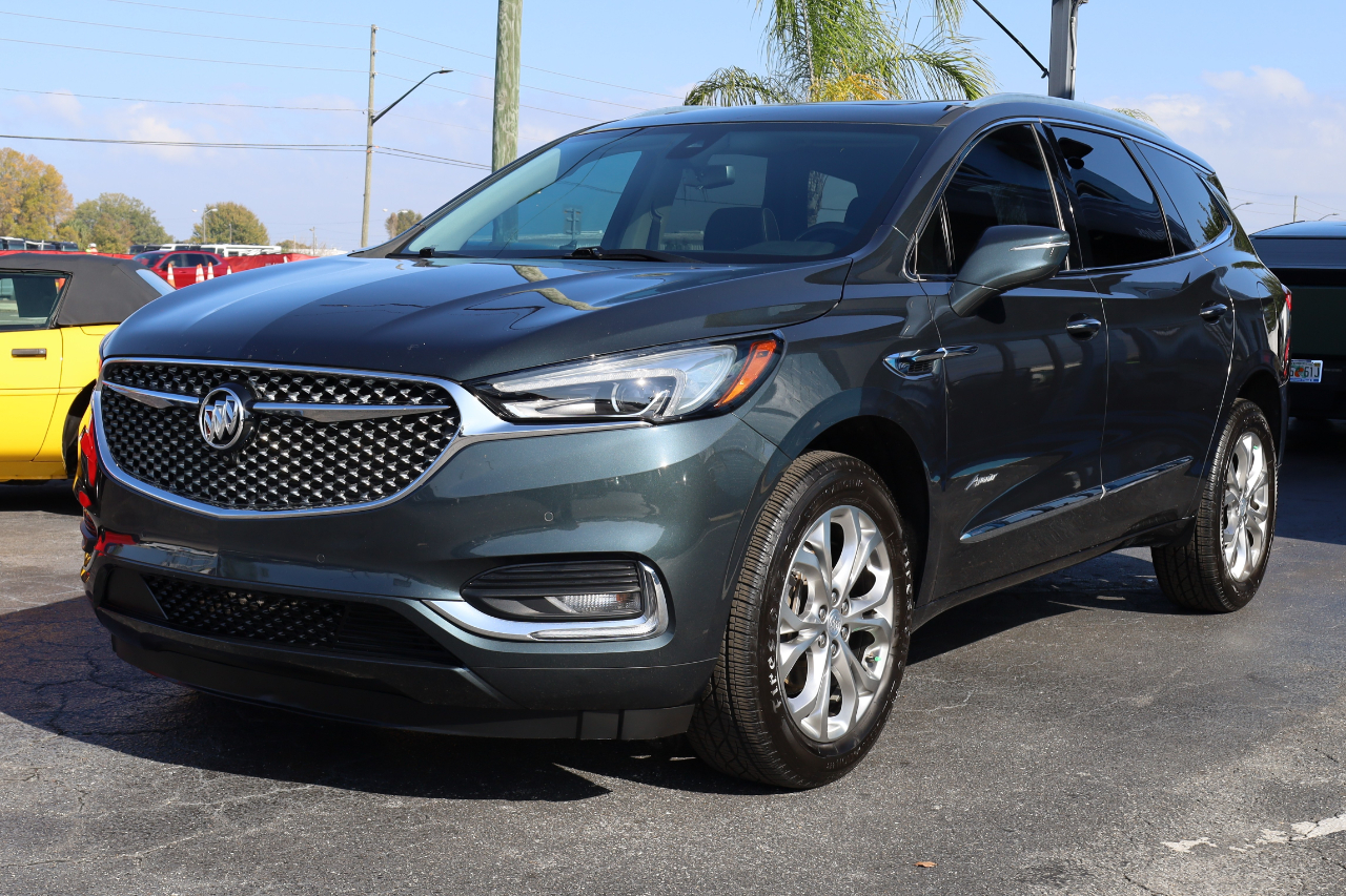 Buick Enclave FWD 4dr Avenir 2020