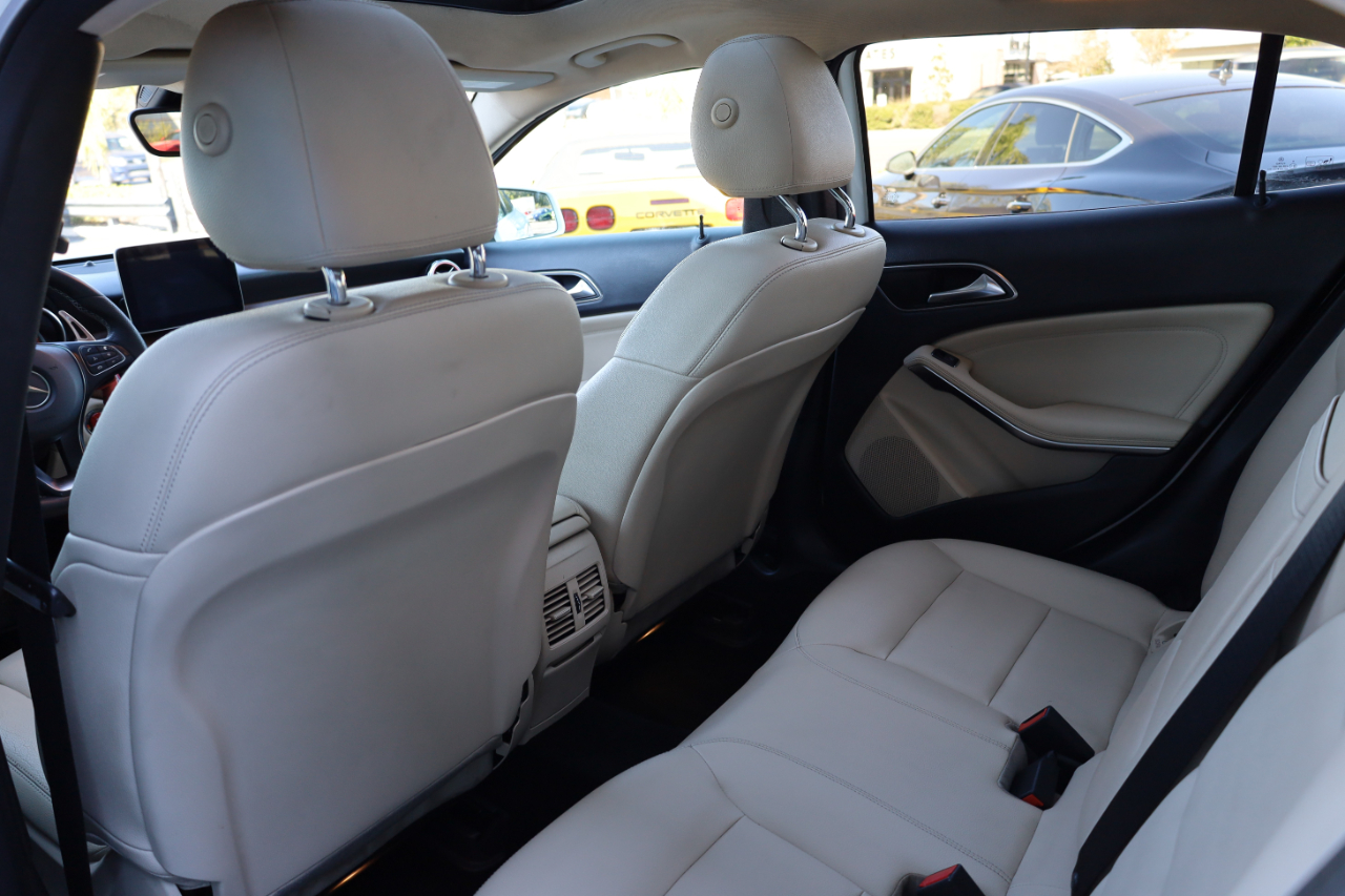 Mercedes-Benz GLA GLA 250 SUV 2019