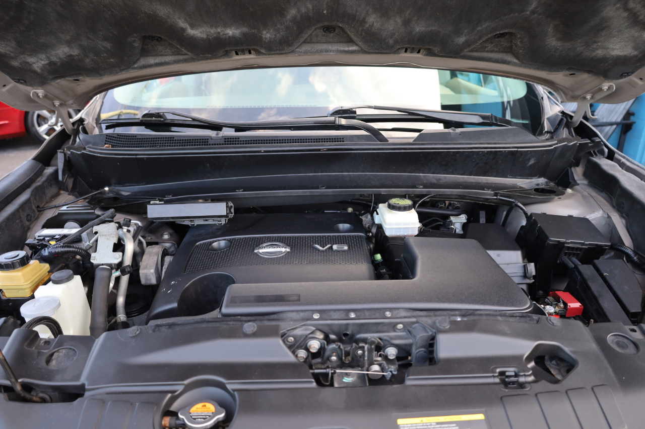 Nissan Pathfinder 2WD 4dr S 2013