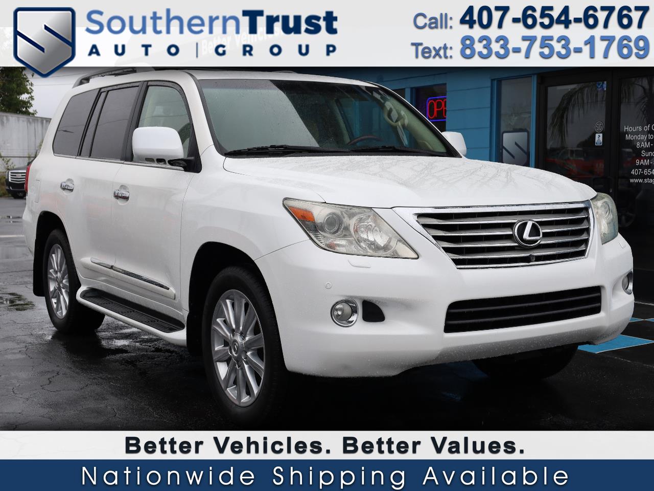 2010 Lexus LX 570's photo