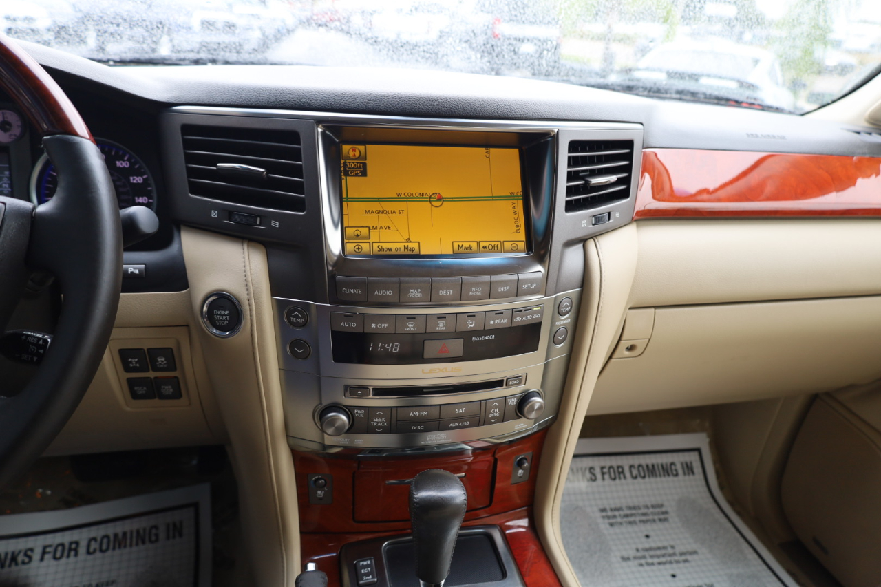 Lexus LX 570 4WD 4dr 2010