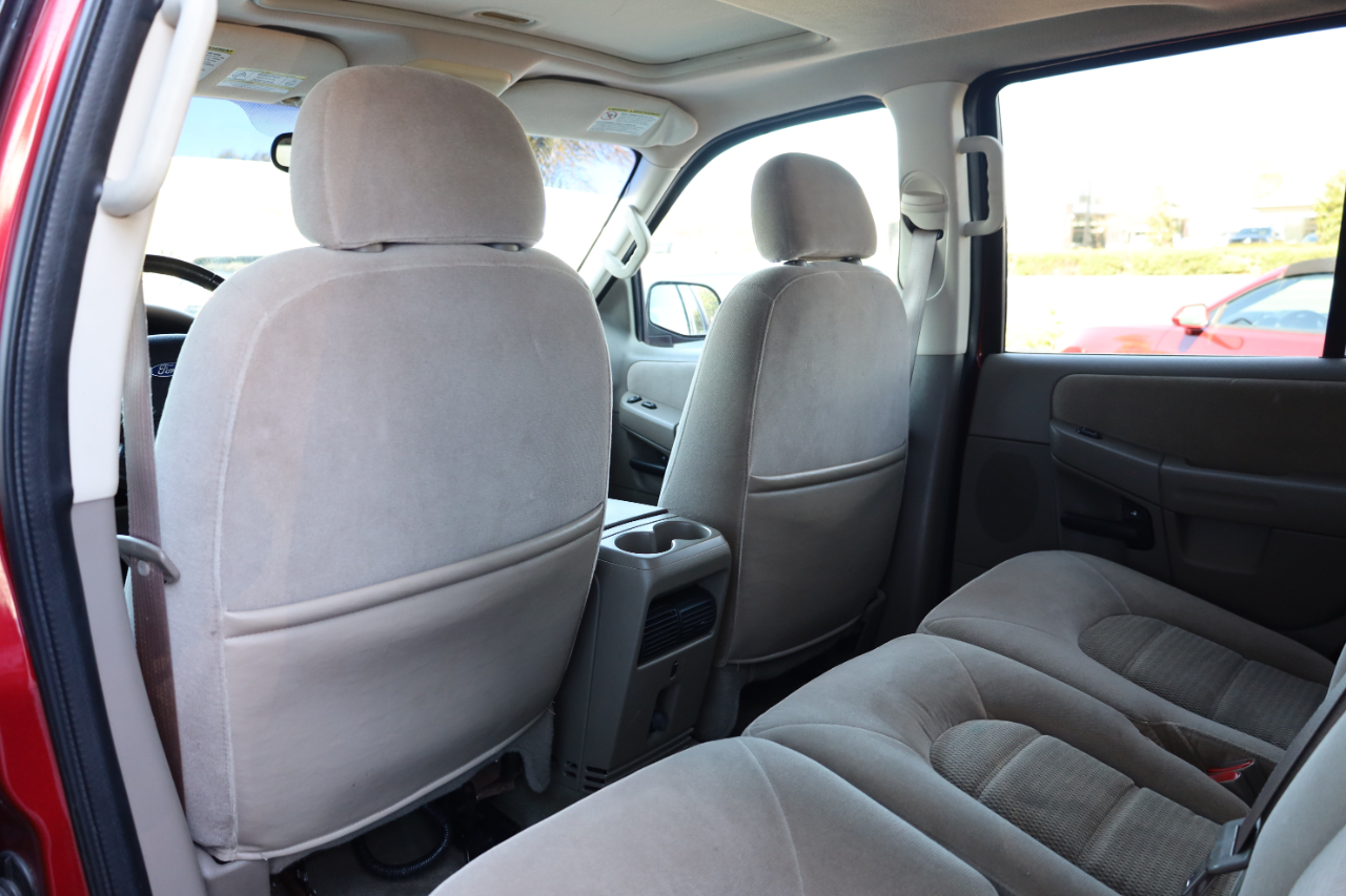 Ford Explorer 4dr 114" WB 4.0L XLT 4WD 2005