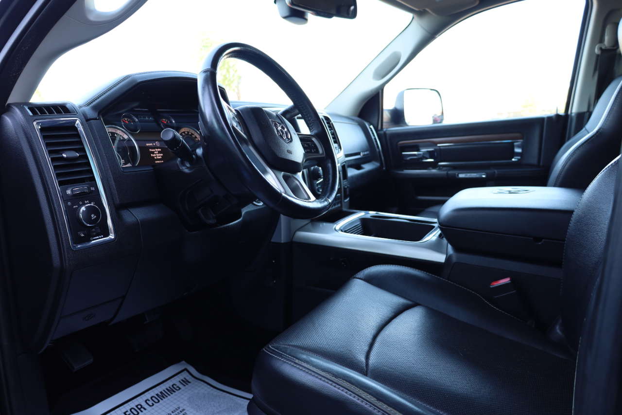 RAM 2500 4WD Crew Cab 149" Laramie 2016
