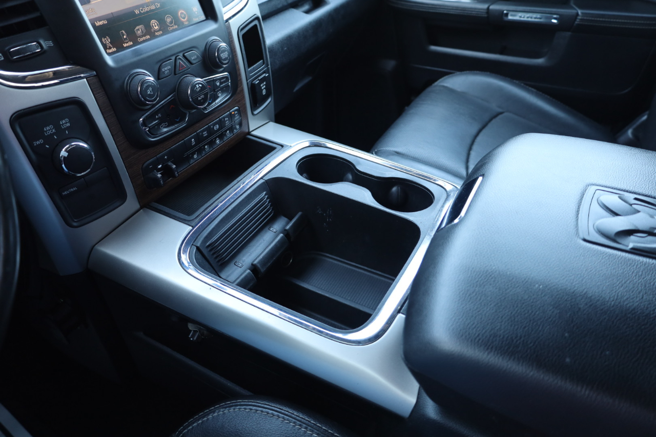 RAM 2500 4WD Crew Cab 149" Laramie 2016