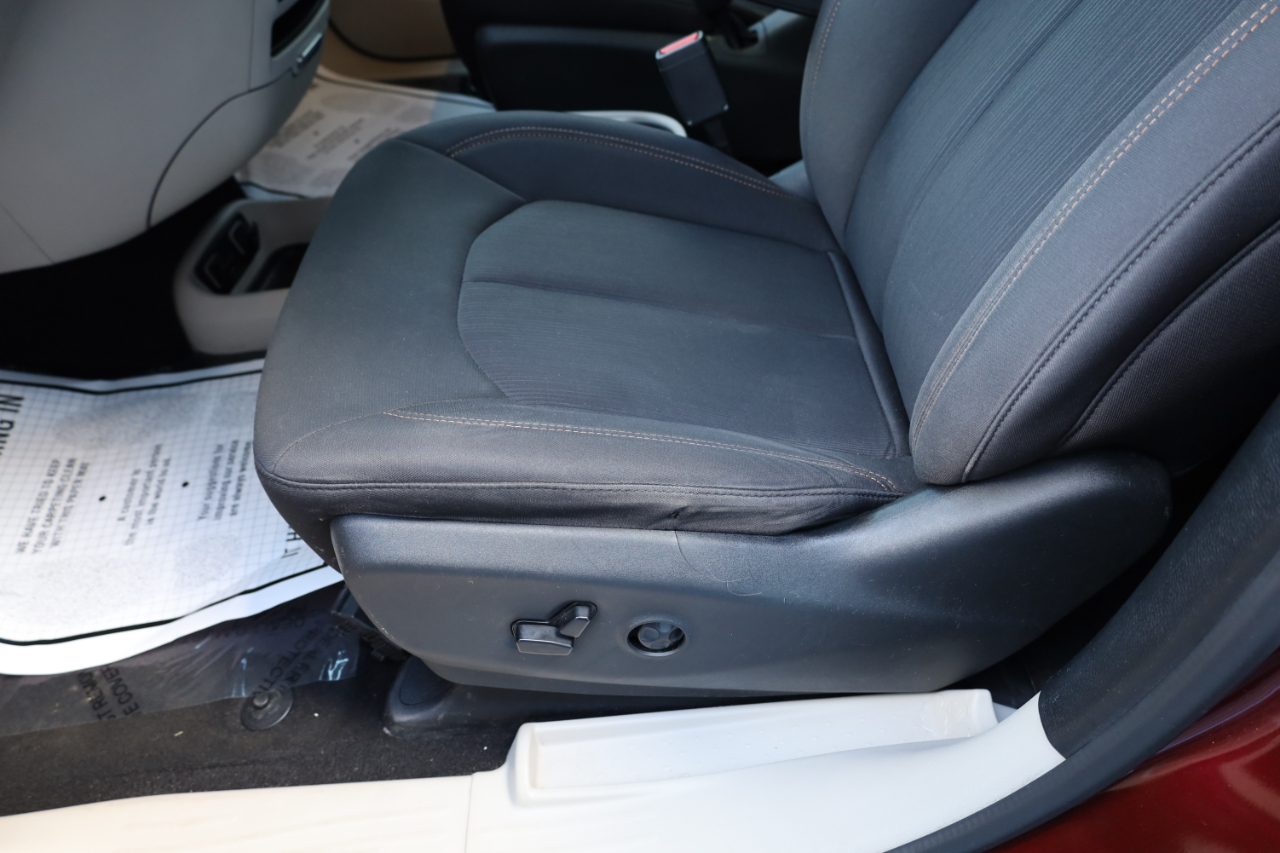 Chrysler Pacifica Touring FWD 2017