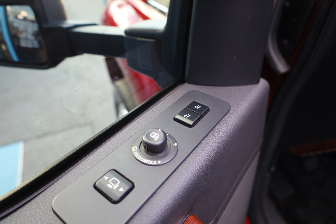 Ford Super Duty F-450 DRW 4WD Crew Cab 172" King Ranch 2015