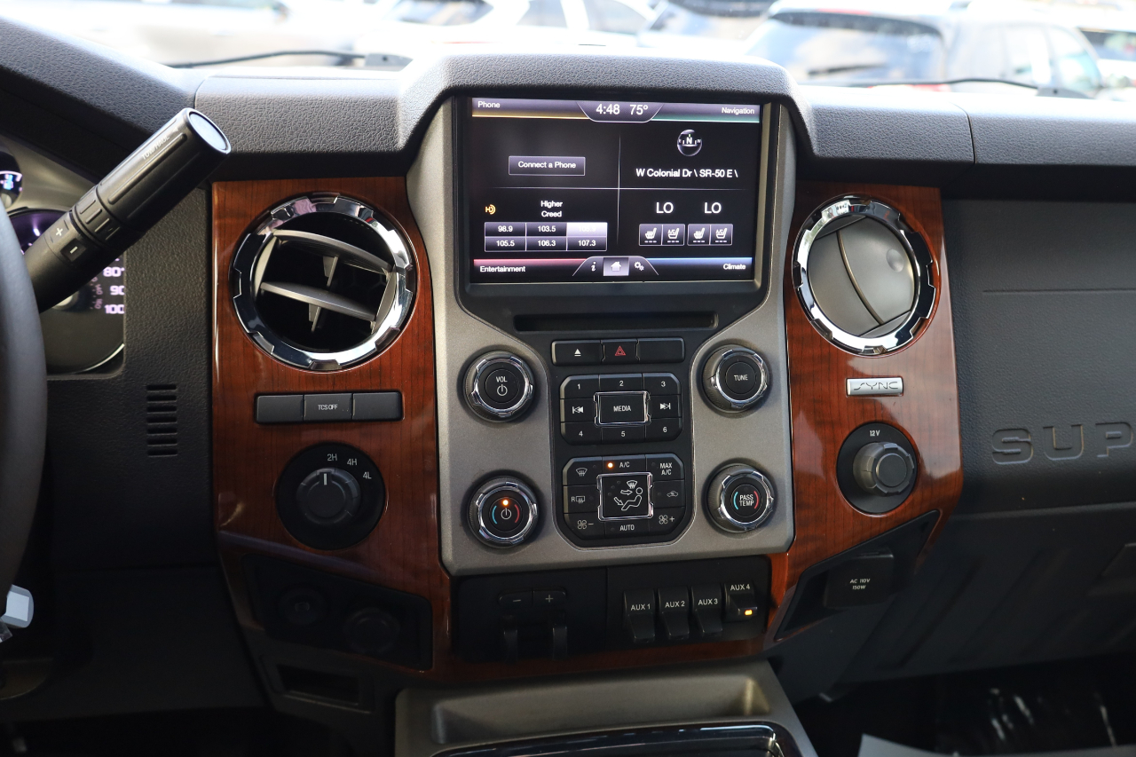 Ford Super Duty F-450 DRW 4WD Crew Cab 172" King Ranch 2015