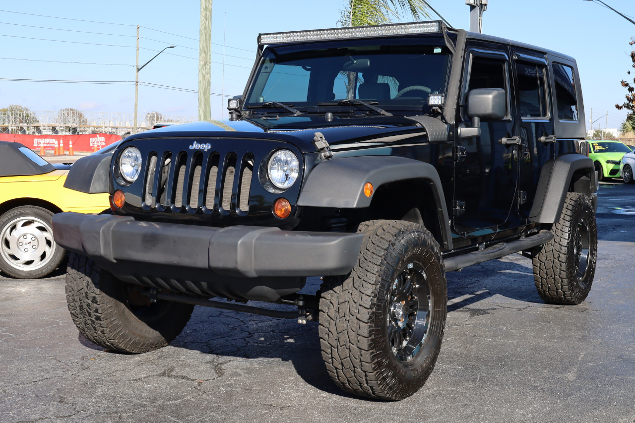 Jeep Wrangler Unlimited RWD 4dr X 2009