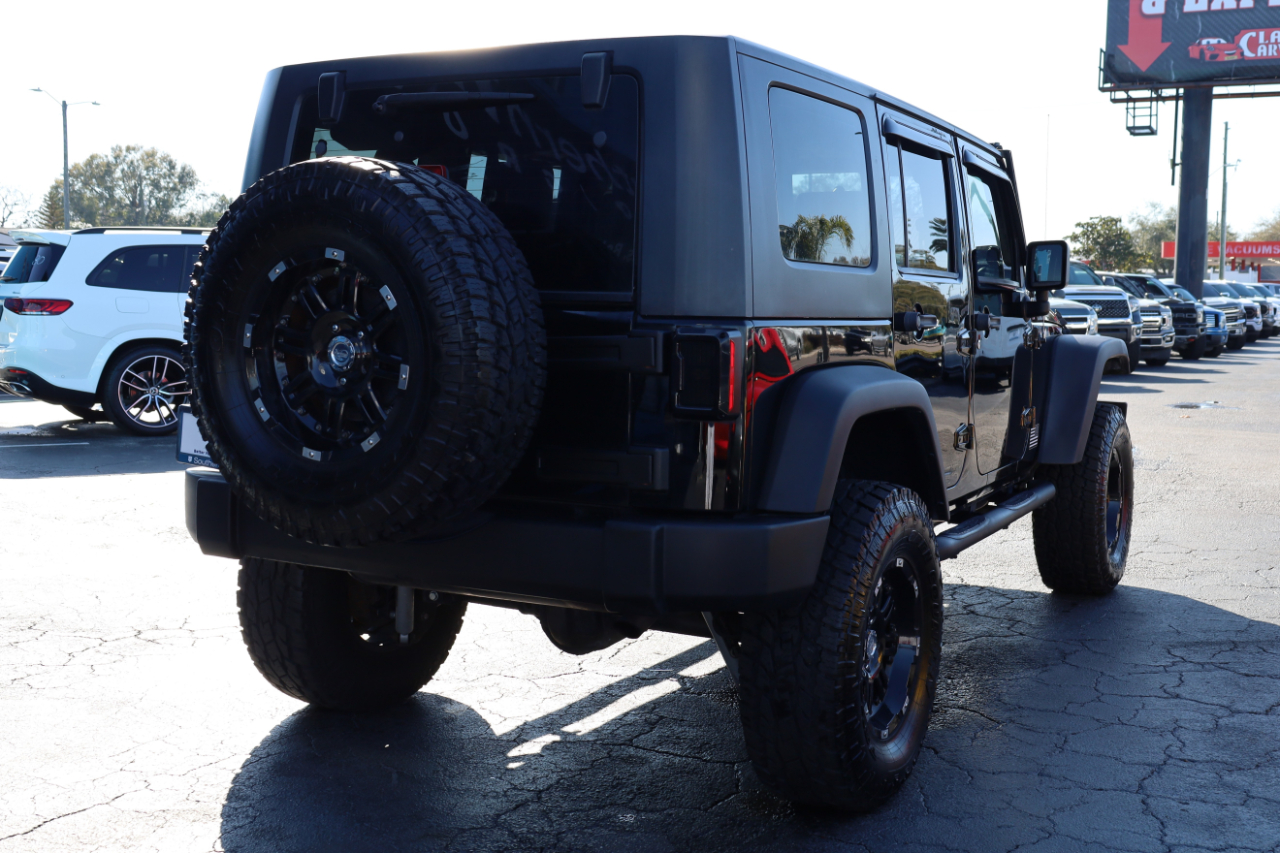 Jeep Wrangler Unlimited RWD 4dr X 2009