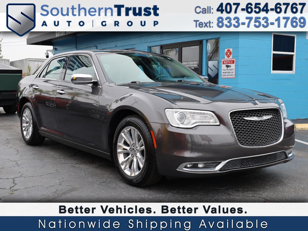 2016 Chrysler 300 C's photo