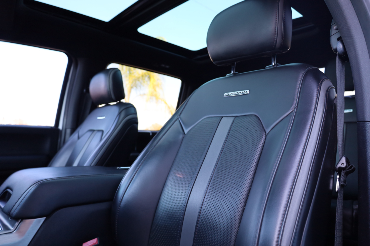 Ford Super Duty F-450 DRW Platinum 4WD Crew Cab 8' Box 2019