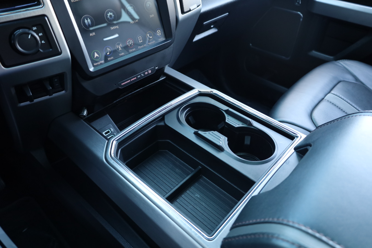 Ford Super Duty F-450 DRW Platinum 4WD Crew Cab 8' Box 2019