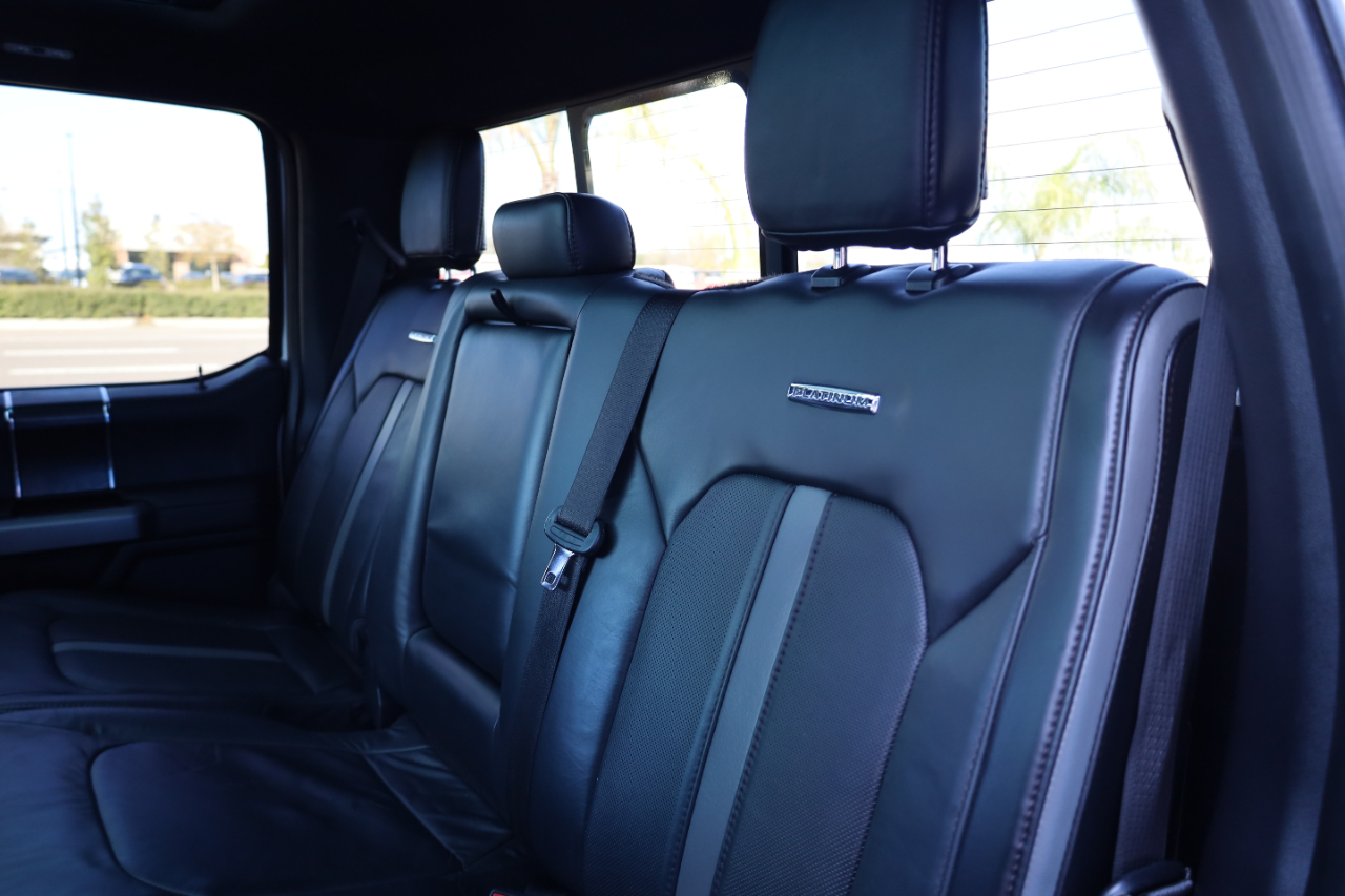 Ford Super Duty F-450 DRW Platinum 4WD Crew Cab 8' Box 2019