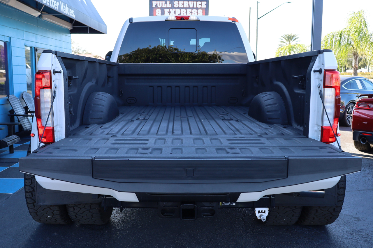 Ford Super Duty F-450 DRW Platinum 4WD Crew Cab 8' Box 2019