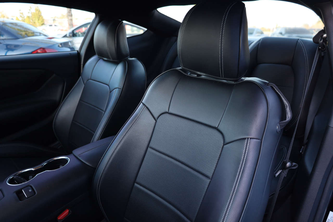 Ford Mustang GT Fastback 2024