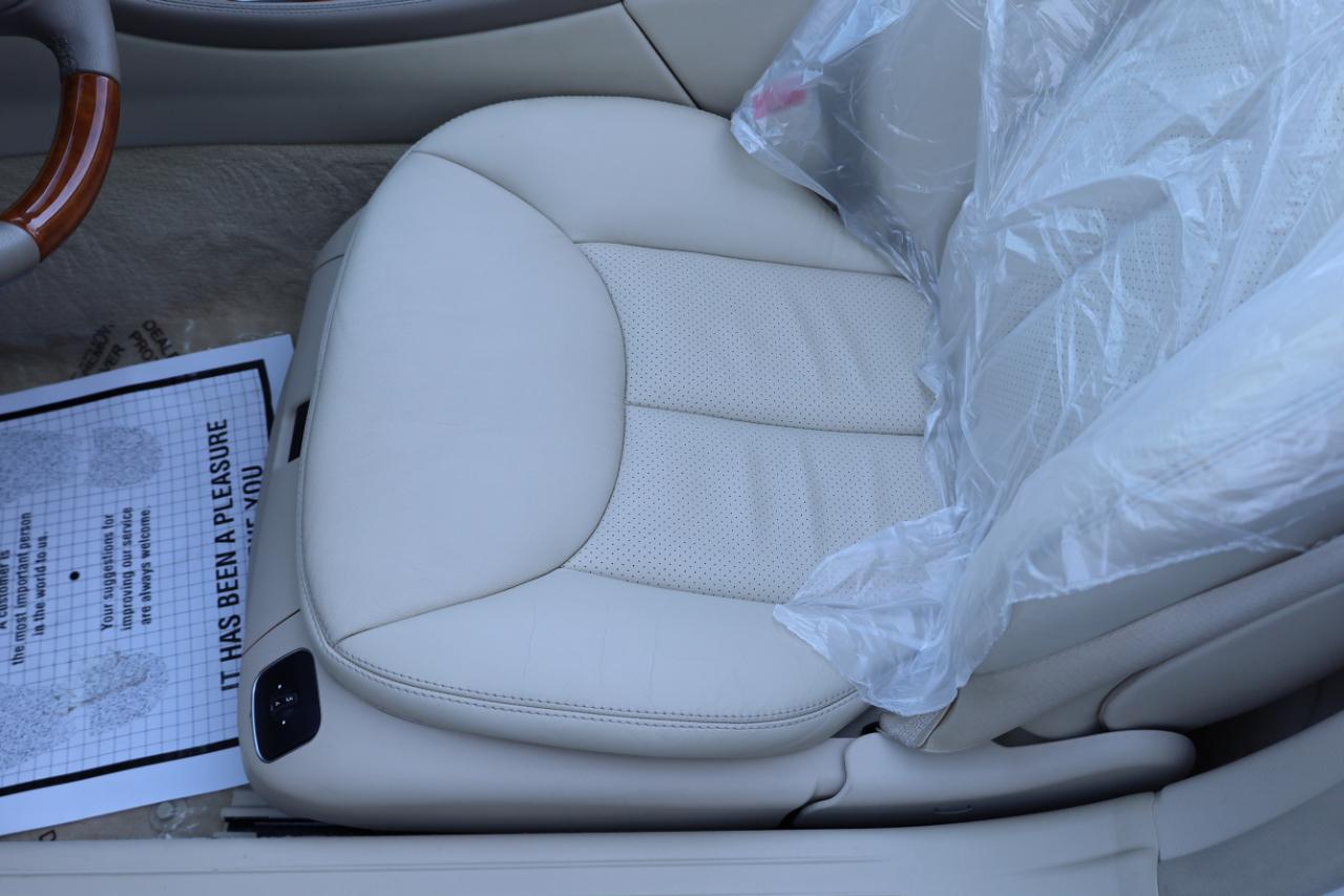 Mercedes-Benz SL-Class 2dr Roadster 5.0L 2004