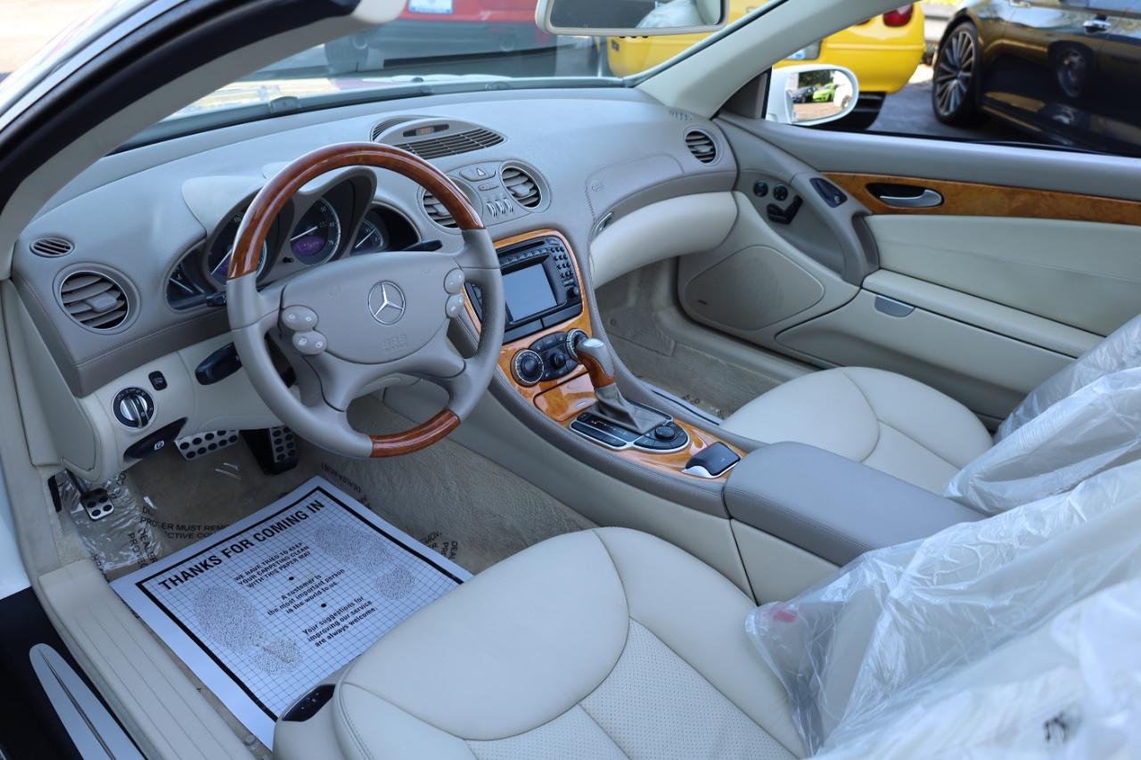 Mercedes-Benz SL-Class 2dr Roadster 5.0L 2004