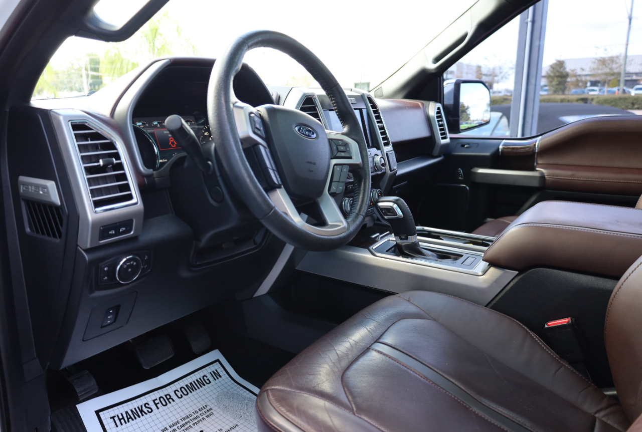 Ford F-150 4WD SuperCrew 145" Platinum 2015