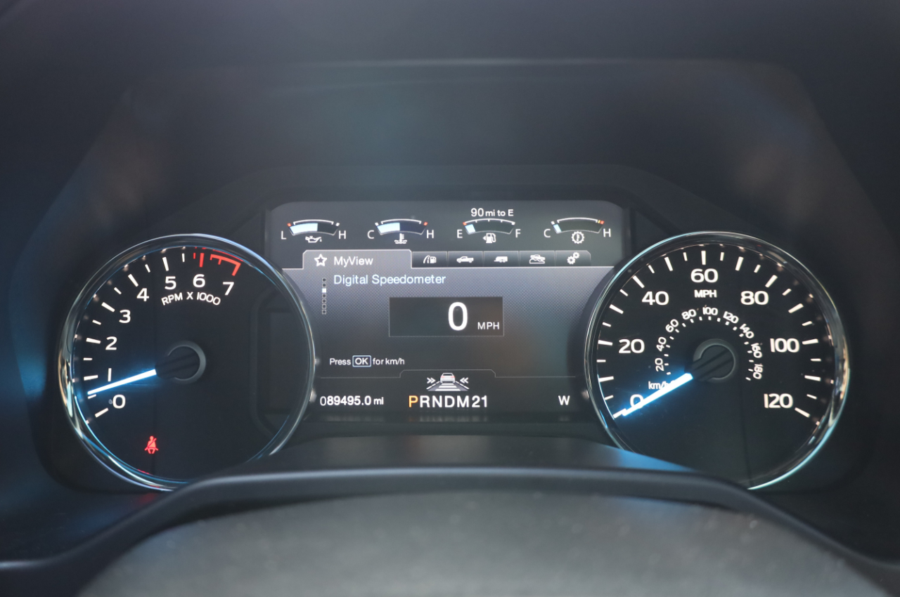 Ford F-150 4WD SuperCrew 145" Platinum 2015