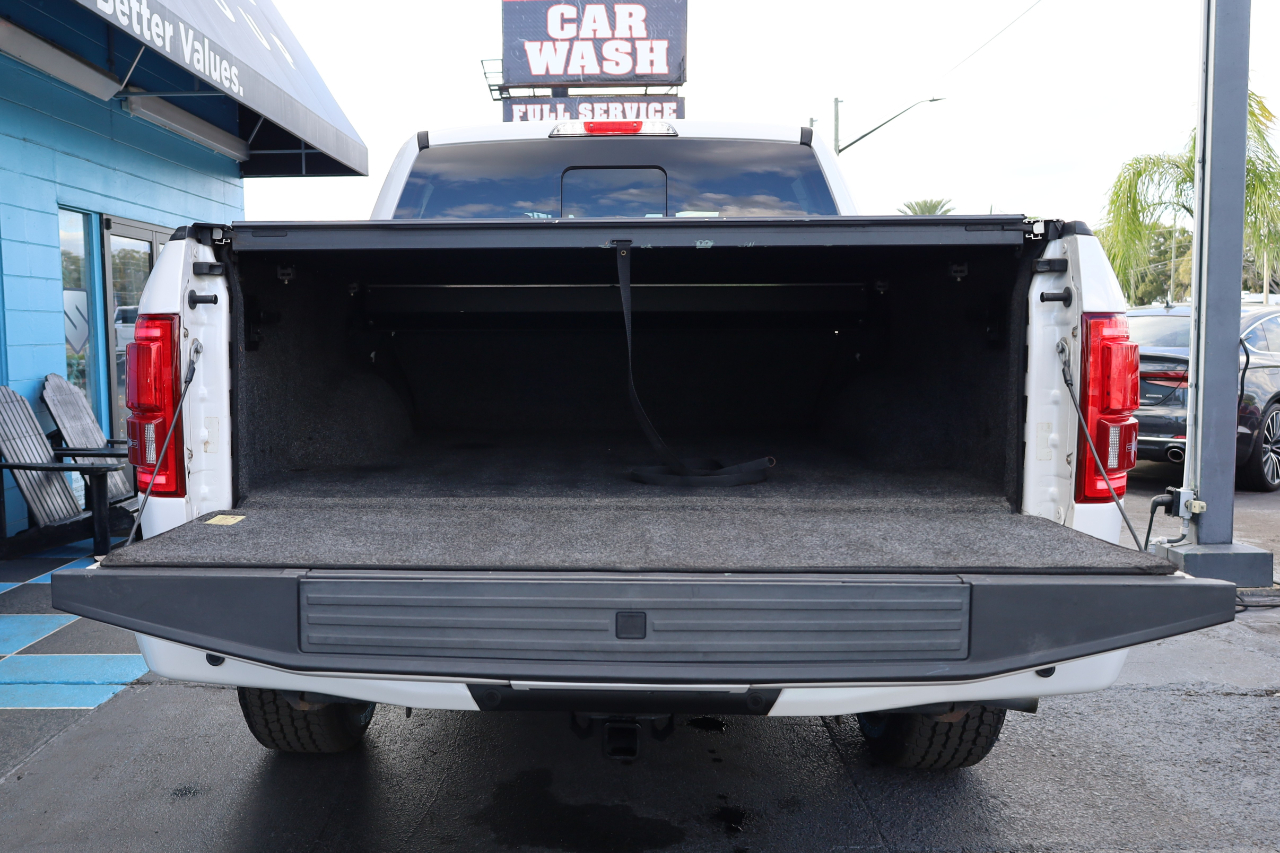 Ford F-150 4WD SuperCrew 145" Platinum 2015