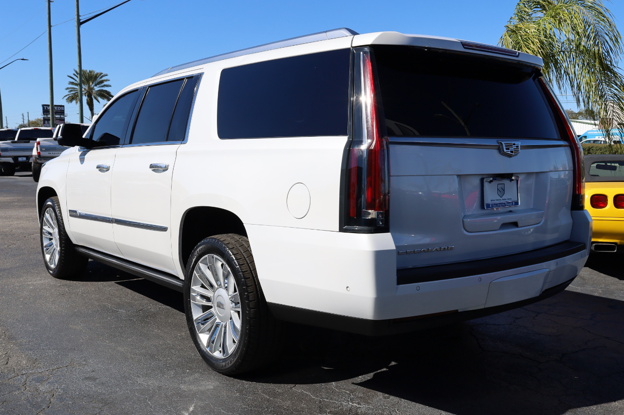 Cadillac Escalade ESV 2WD 4dr Platinum 2017