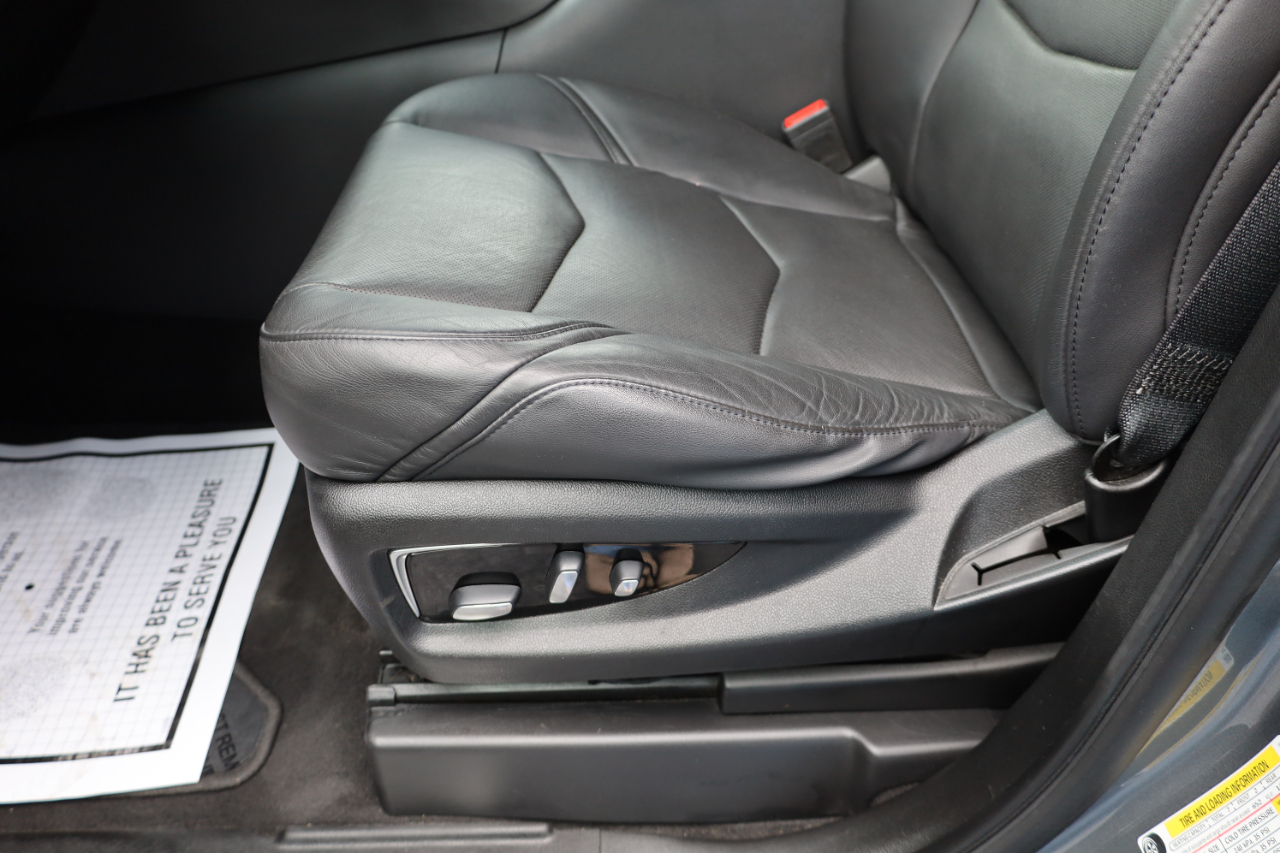 Cadillac Escalade ESV 2WD 4dr Luxury 2020